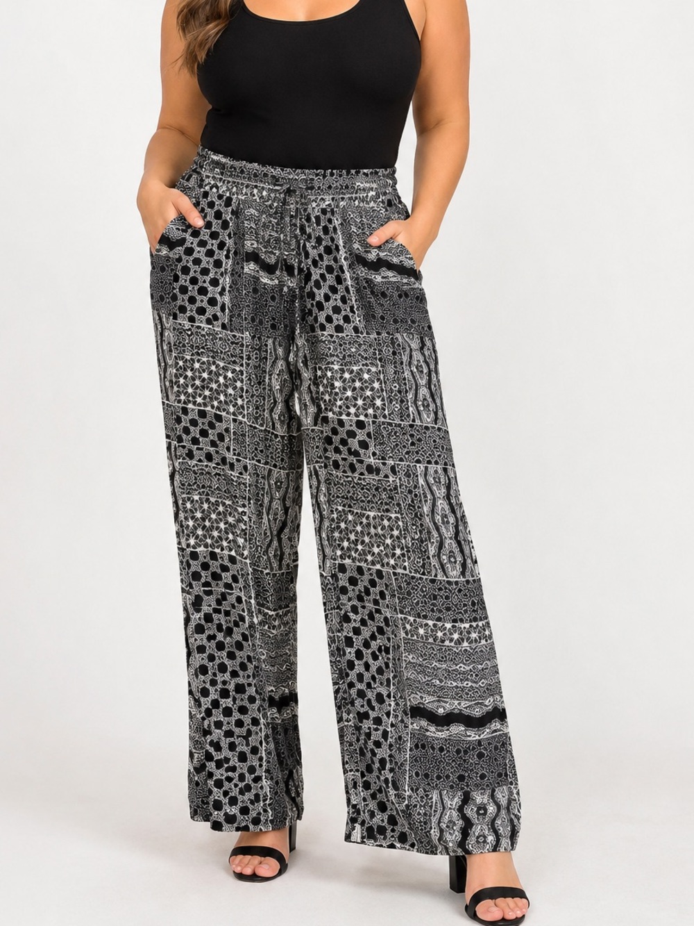 ROSE + OLIVE Black White Print Wide Leg Pants Size XL Elastic Waist Soft BOHO